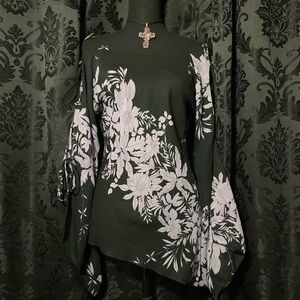 Forever 21 Black Floral Bell-Sleeve Fairy Top off shoulder